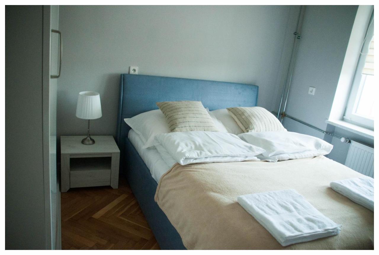 Color 24 Apartament III Сталёва-Воля Экстерьер фото